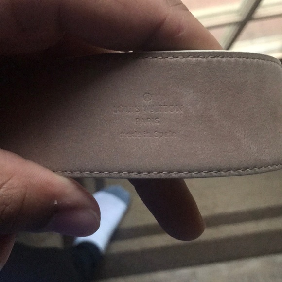 Louis Vuitton Belt M9609 - Picture 2 of 7
